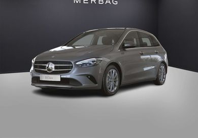 Mercedes-Benz B 200, 2022