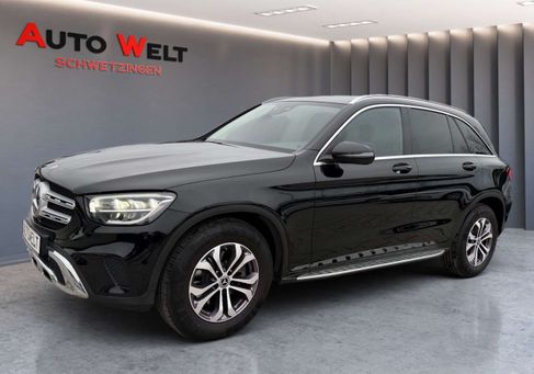 Mercedes-Benz GLC 200, 2021