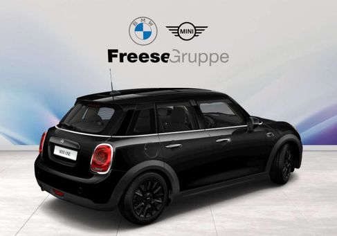 MINI ONE, 2019