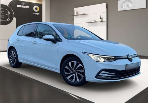 Volkswagen Golf, 2022