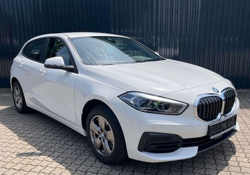 BMW 116, 2024