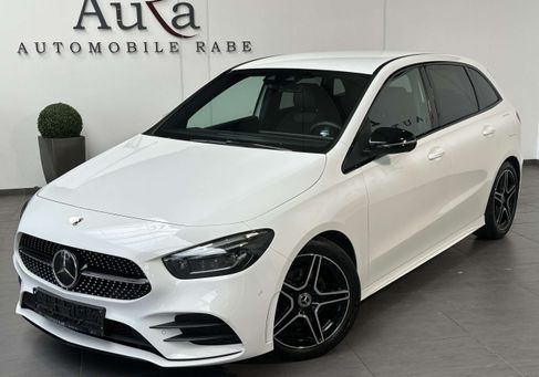 Mercedes-Benz B 200, 2022