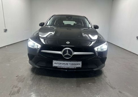 Mercedes-Benz CLA 200, 2021