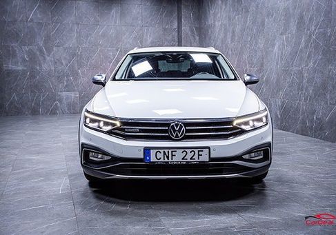 Volkswagen Passat, 2021