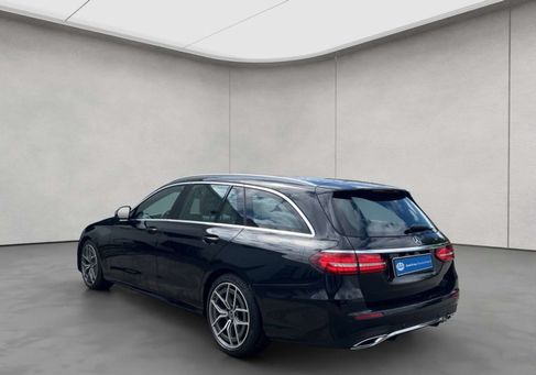 Mercedes-Benz E 200, 2020