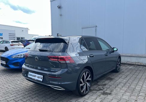 Volkswagen Golf, 2022 3