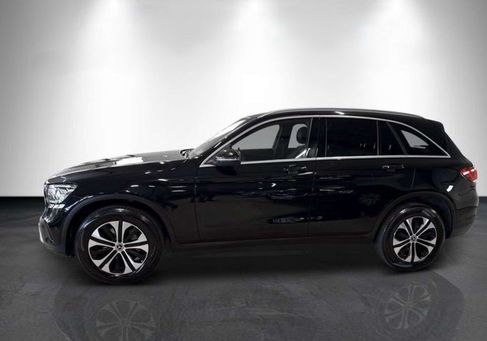 Mercedes-Benz GLC 300, 2022