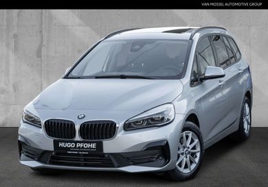 BMW 216, 2021