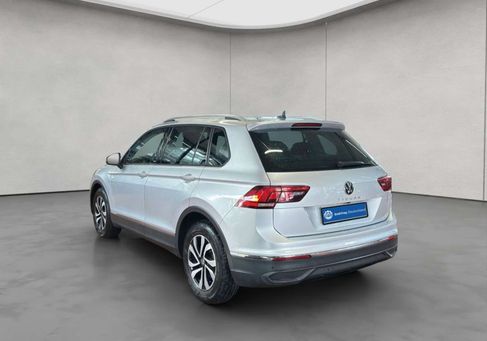 Volkswagen Tiguan, 2022 3
