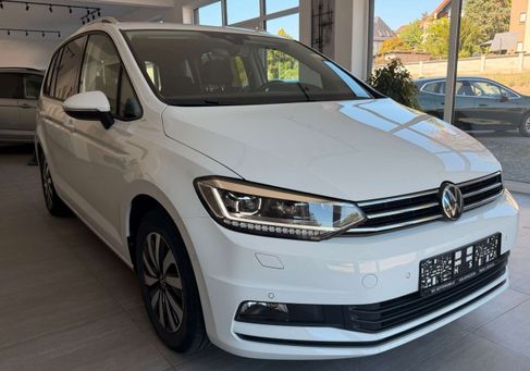 Volkswagen Touran, 2025 3