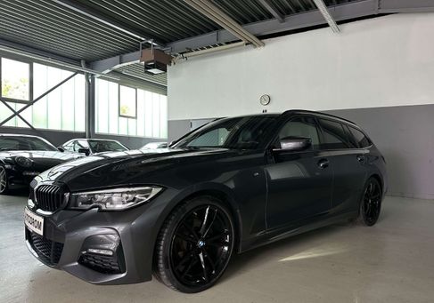 BMW 320, 2022