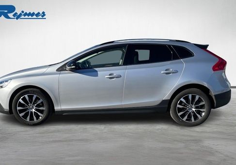 Volvo V40 Cross Country, 2019