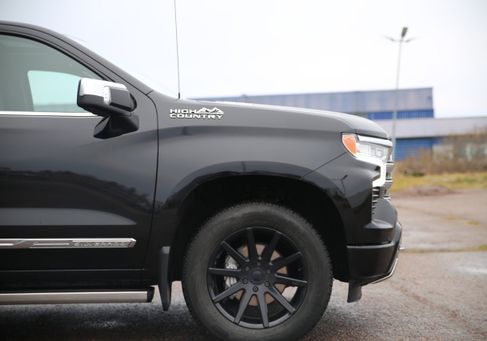 Chevrolet Silverado, 2024