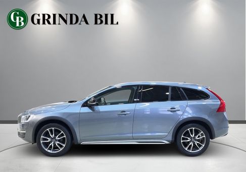 Volvo V60 Cross Country, 2017