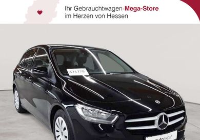 Mercedes-Benz B 180, 2022