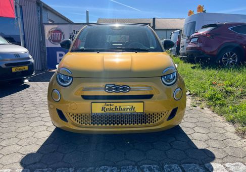 Fiat 500C, 2026