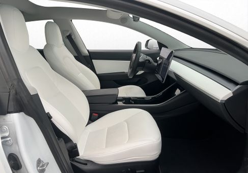 Tesla Model 3, 2020 2