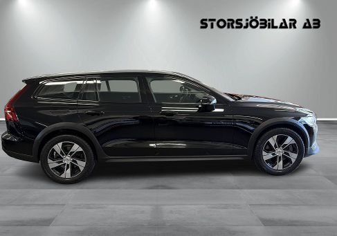 Volvo V60 Cross Country, 2022
