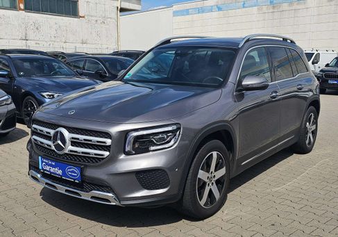 Mercedes-Benz GLB 200, 2022