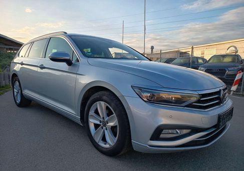 Volkswagen Passat Variant, 2023 3