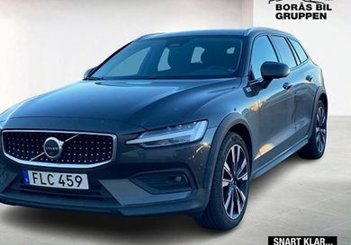 Volvo V60 Cross Country, 2024