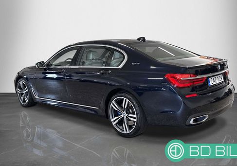 BMW 740, 2019