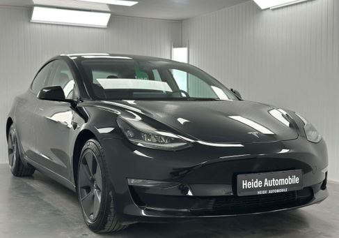 Tesla Model 3, 2021
