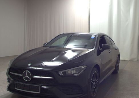 Mercedes-Benz CLA 250, 2022