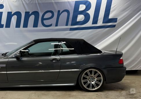BMW 325, 2001