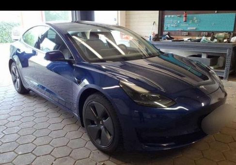Tesla Model 3, 2023