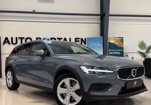 Volvo V60 Cross Country, 2022 3
