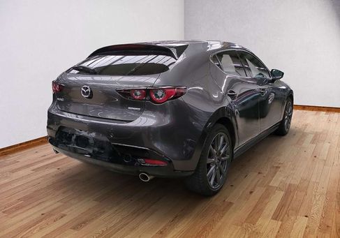 Mazda 3, 2025