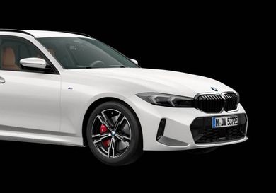 BMW 330, 2026