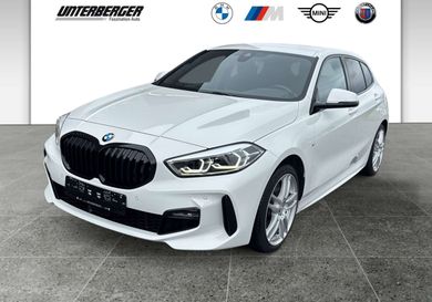 BMW 120, 2023