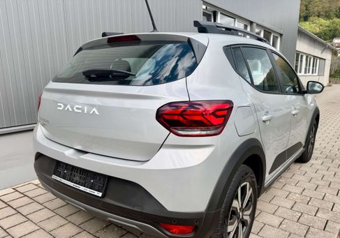 Dacia Sandero, 2024 3
