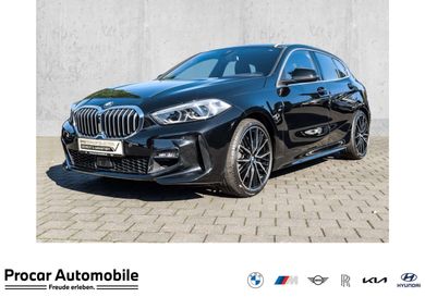 BMW 120, 2023