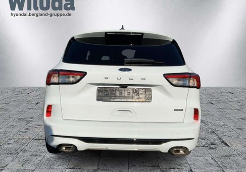 Ford Kuga, 2021