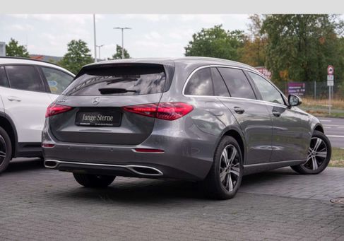 Mercedes-Benz C 300, 2023 3
