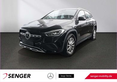 Mercedes-Benz GLA 180, 2022