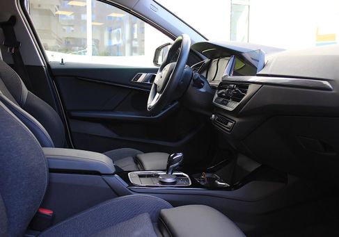 BMW 118, 2020