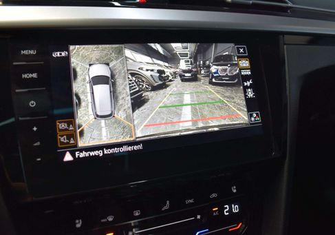 Volkswagen Arteon, 2021 3