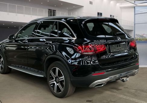 Mercedes-Benz GLC 300, 2021 3