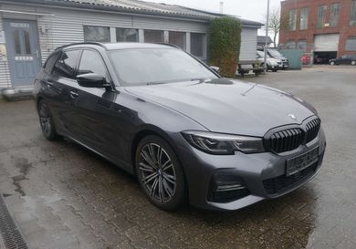 BMW 330, 2021