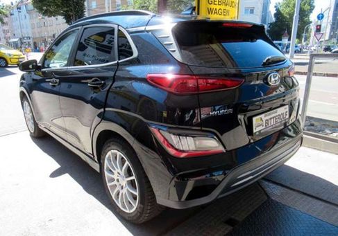 Hyundai Kona, 2023 3