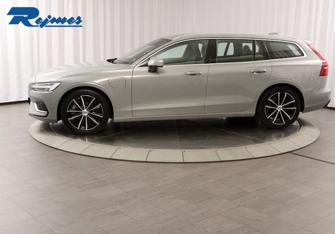 Volvo V60, 2024