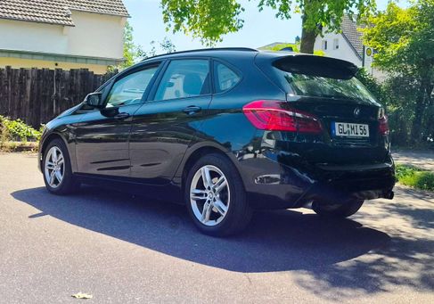 BMW 220, 2018 3