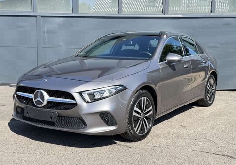 Mercedes-Benz A 250, 2022