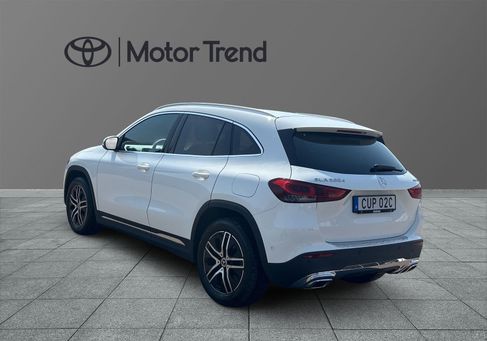 Mercedes-Benz GLA 220, 2022