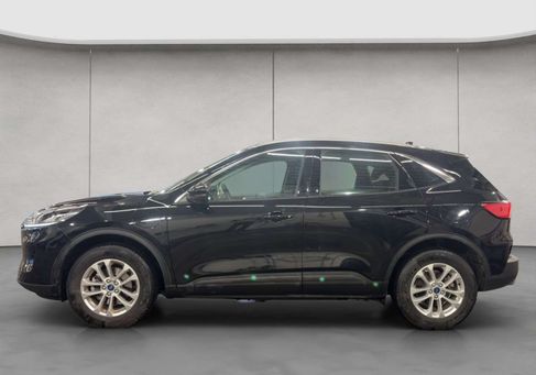 Ford Kuga, 2022
