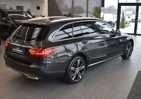 Mercedes-Benz C 300, 2020